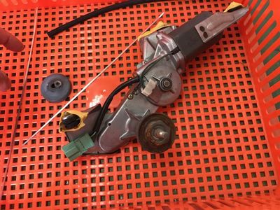 �n�i�u�T�I�[�g