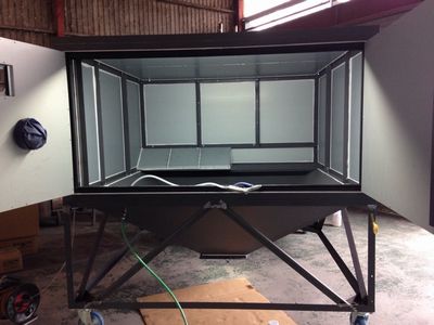 �n�i�u�T�I�[�g