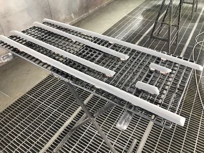 �n�i�u�T�I�[�g